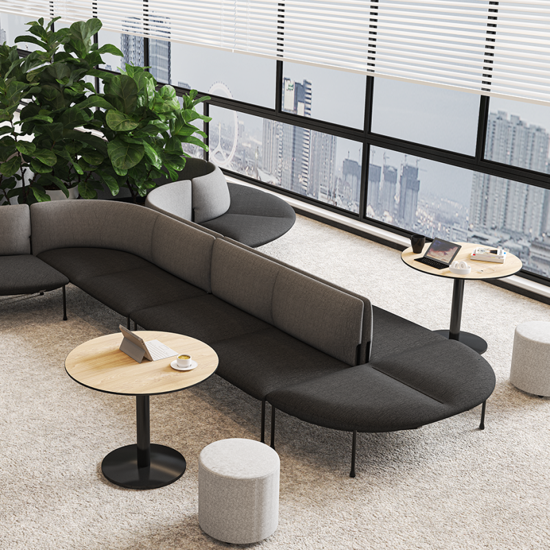 Levi Lounge