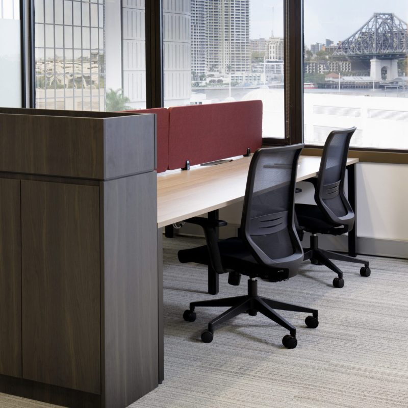 Strata Desking with Win Spec Chairs